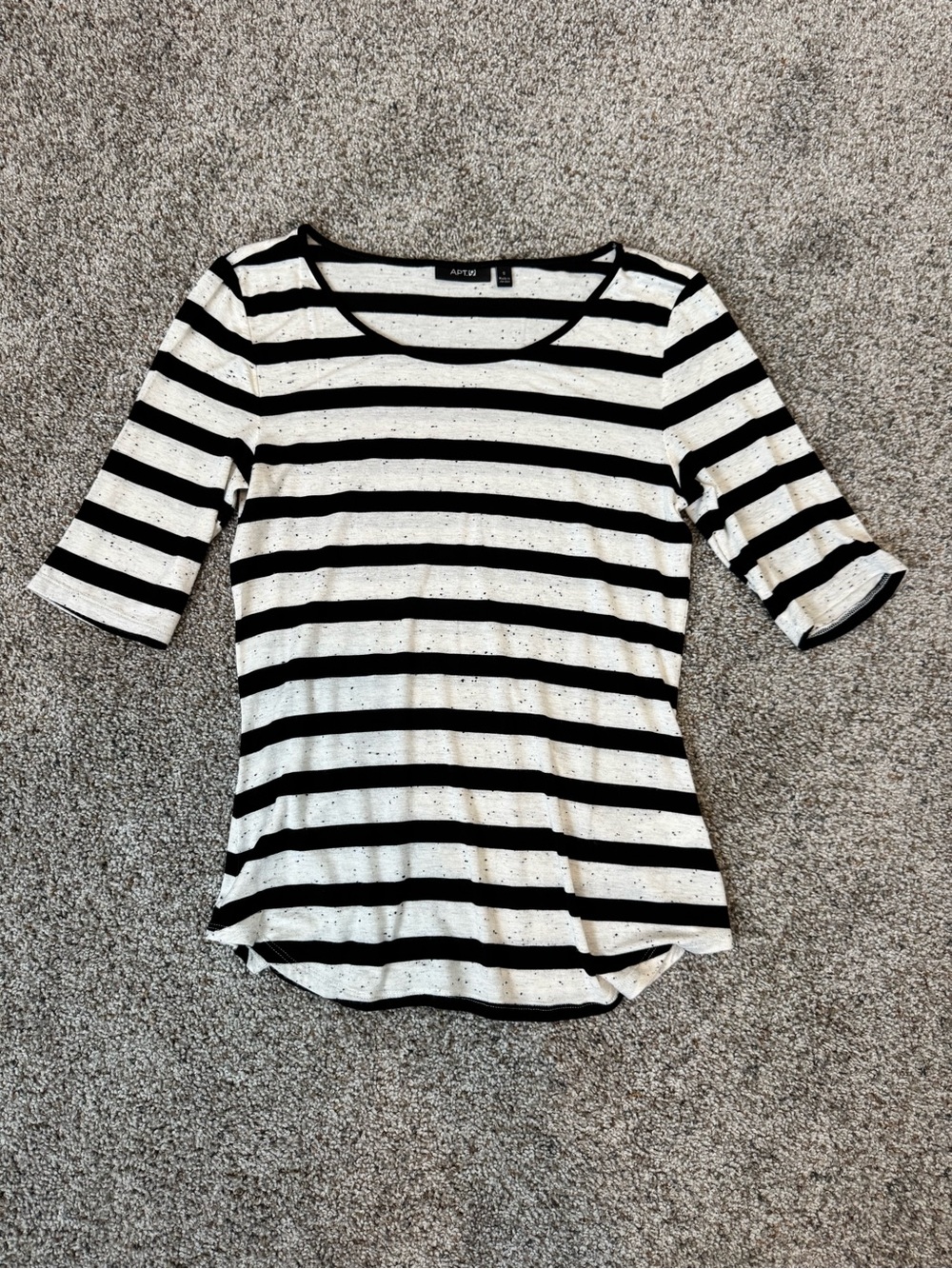 Apt. 9 Black & White Striped Scoop Neck Elbow Sleeve Top
